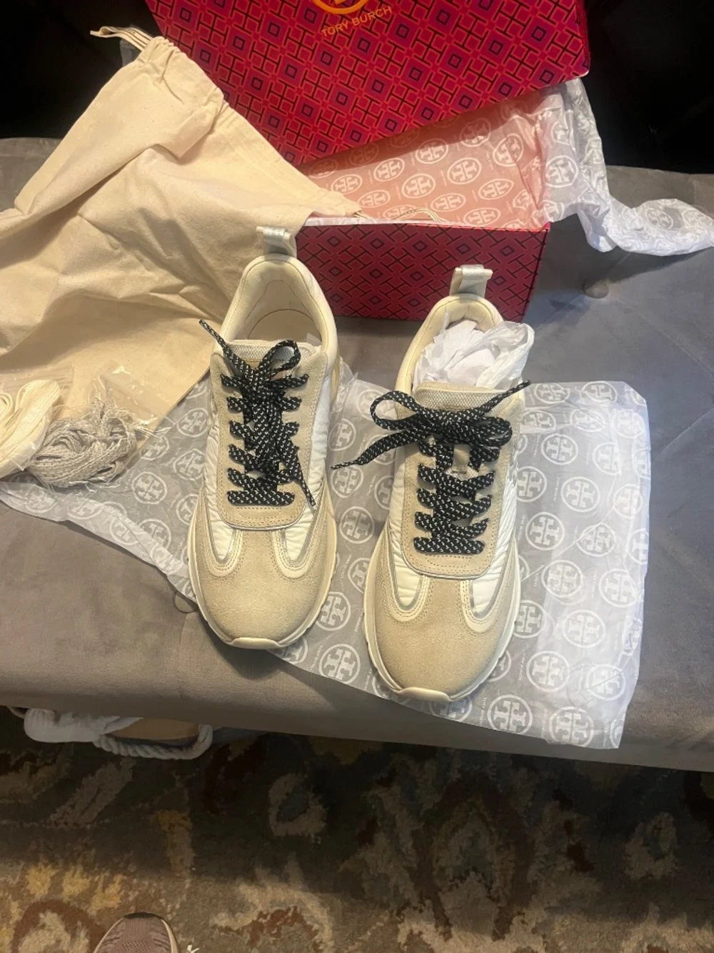 TORY BURCH WOMEN’s SNEAKER SIZE 10.5